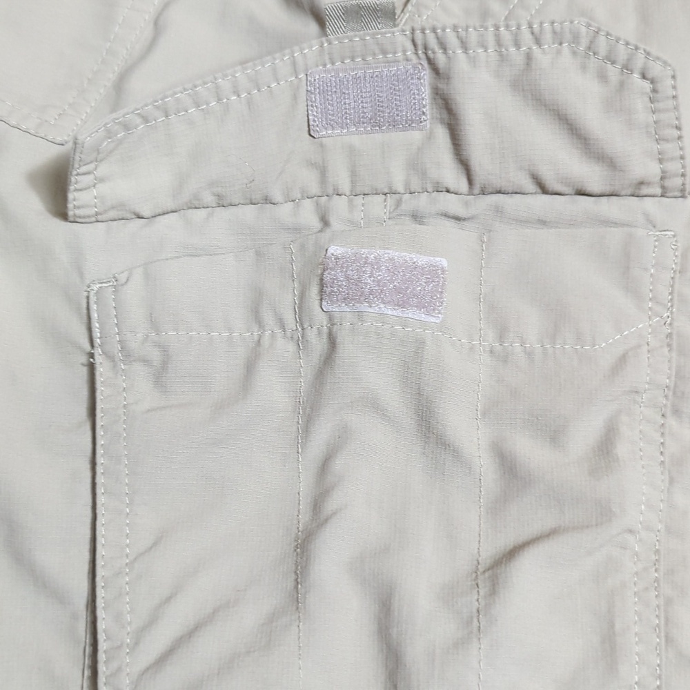 L.L. Bean Men's Cresta Cargo Hiking Shorts Size Med-Reg in Khaki Tan 100% Nylon - Picture 4 of 9